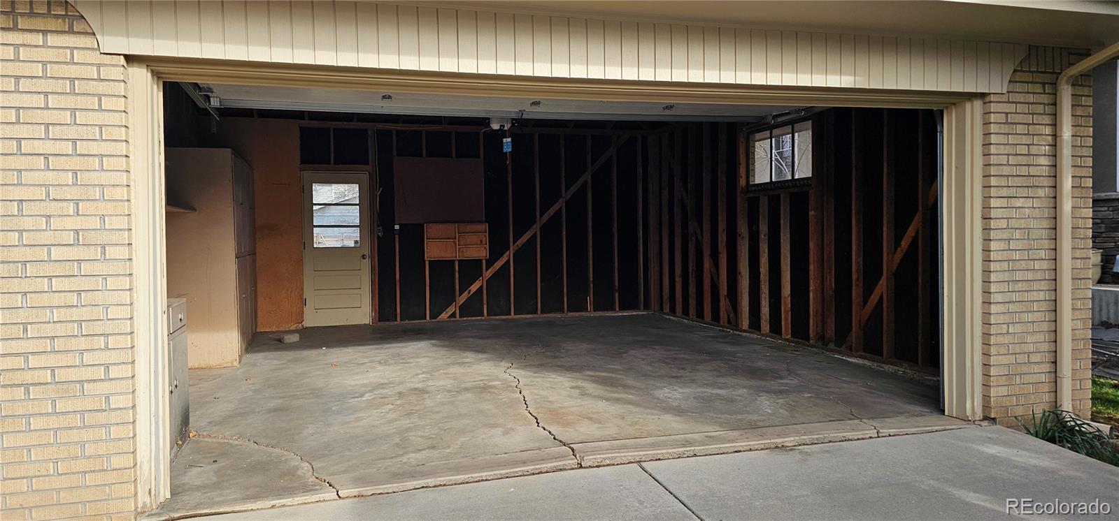 MLS Image #8 for 3326 s ash street,denver, Colorado