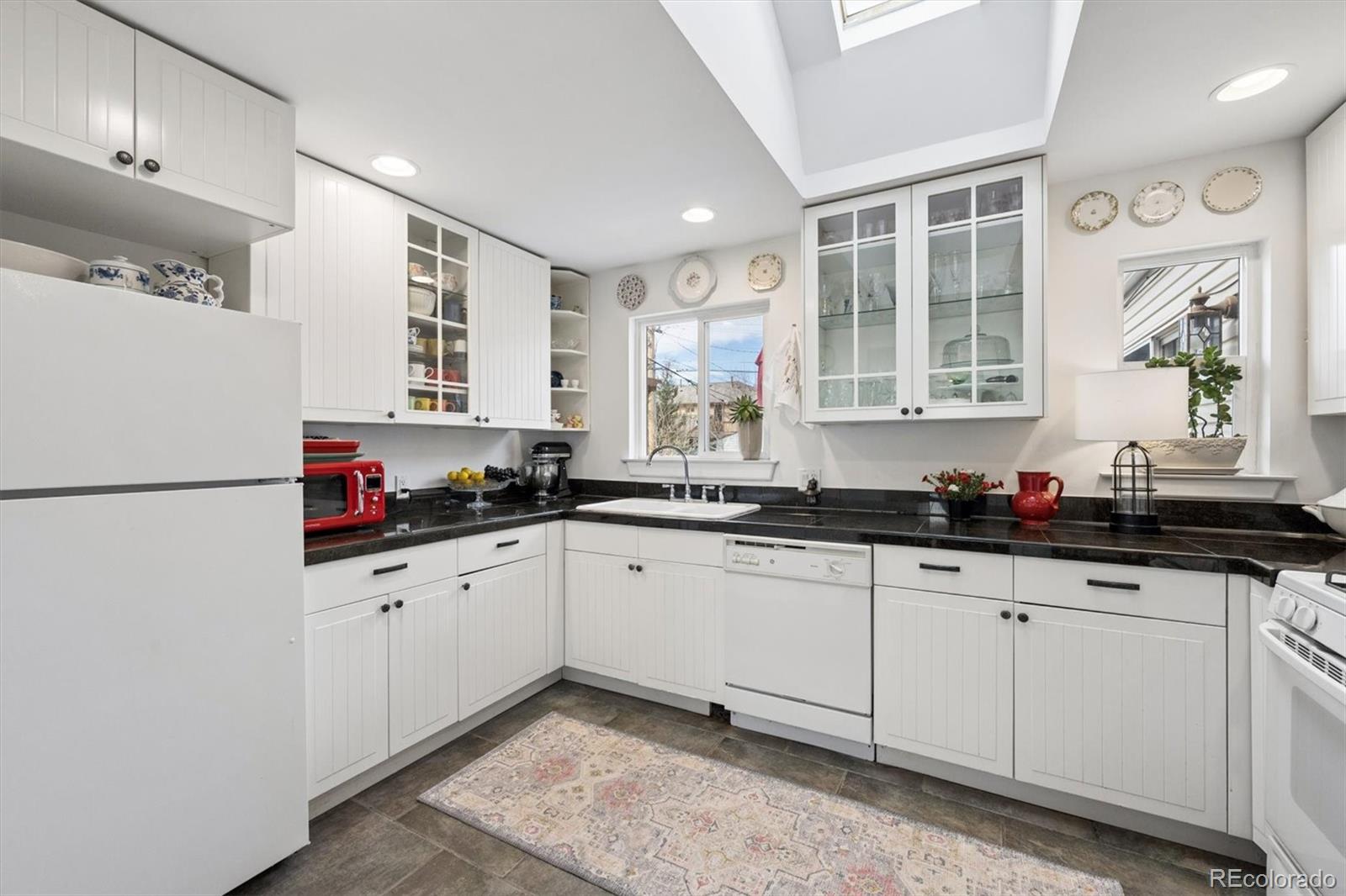 MLS Image #10 for 475  olive street,denver, Colorado