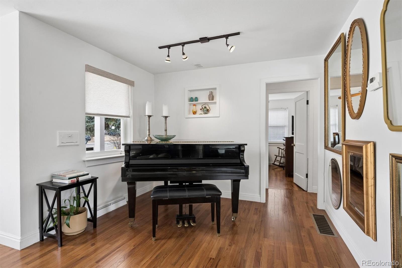 MLS Image #9 for 475  olive street,denver, Colorado