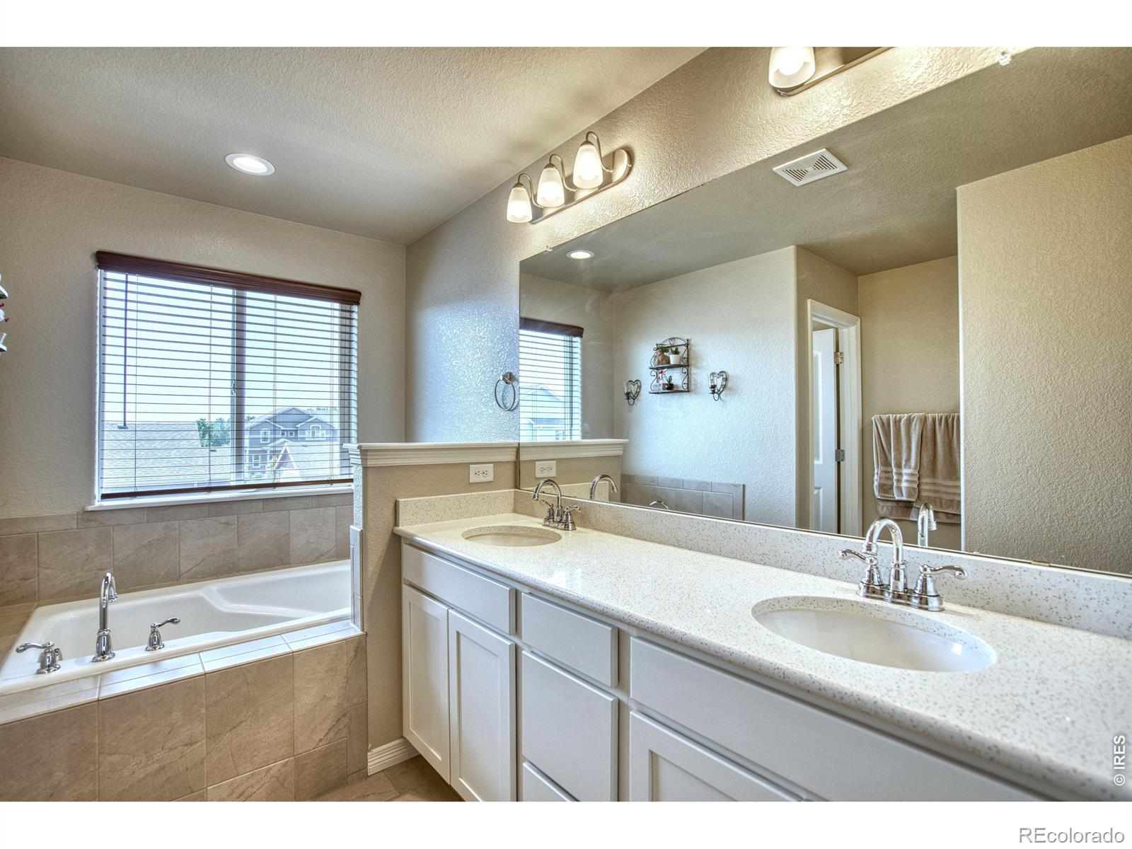 MLS Image #20 for 1866  egnar street,loveland, Colorado