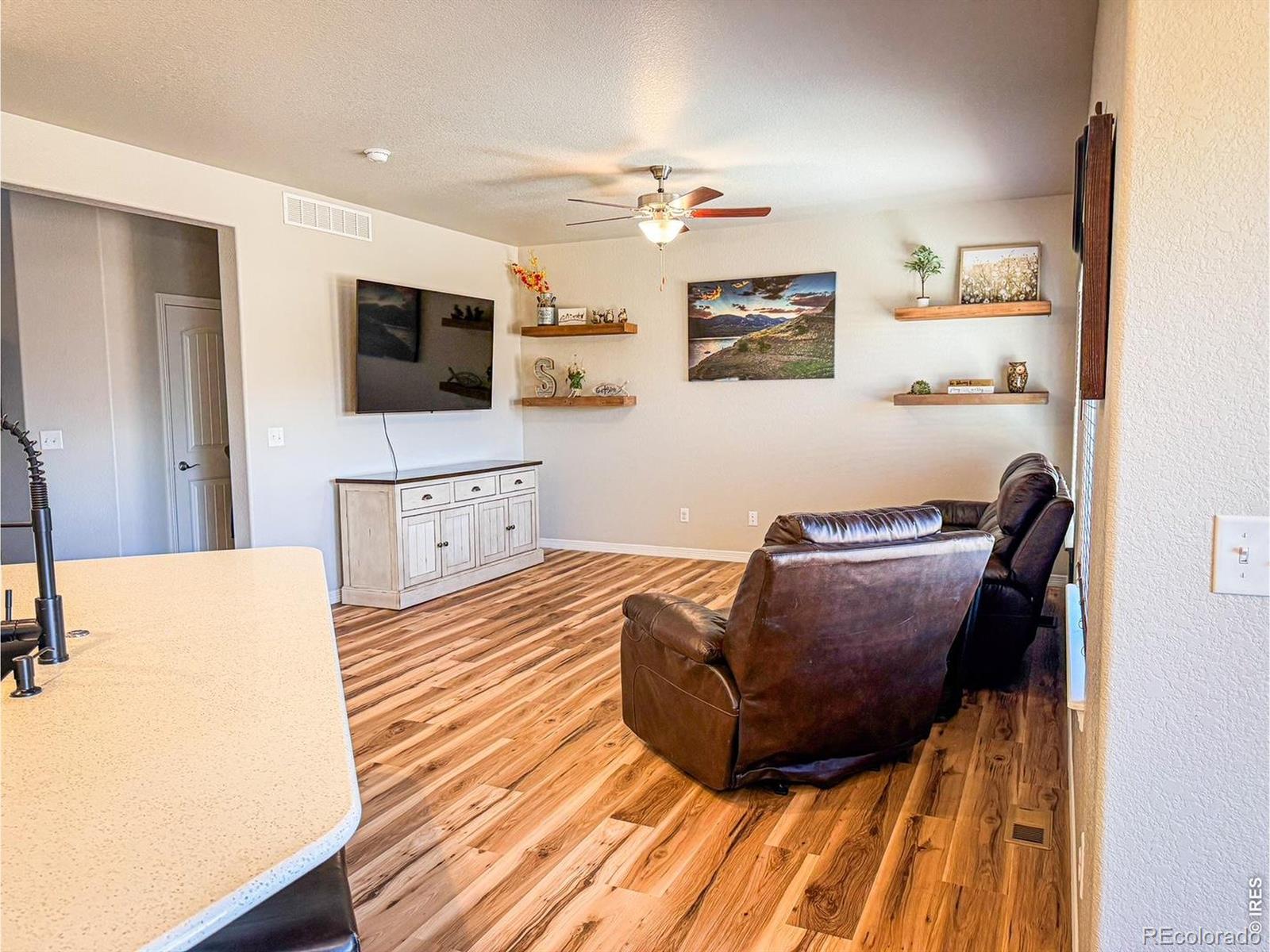 MLS Image #5 for 1866  egnar street,loveland, Colorado