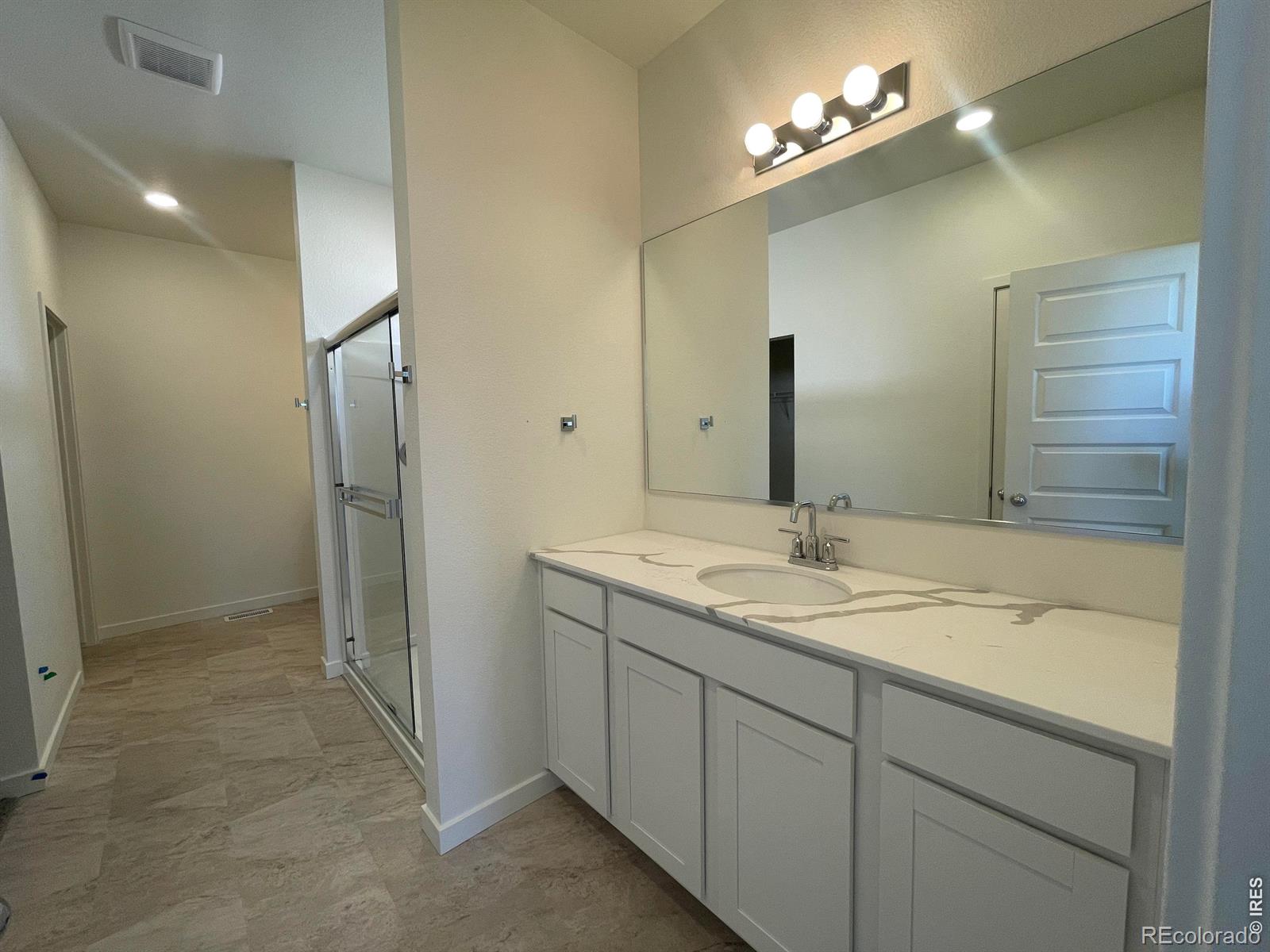 MLS Image #4 for 811  ayrshire road,johnstown, Colorado