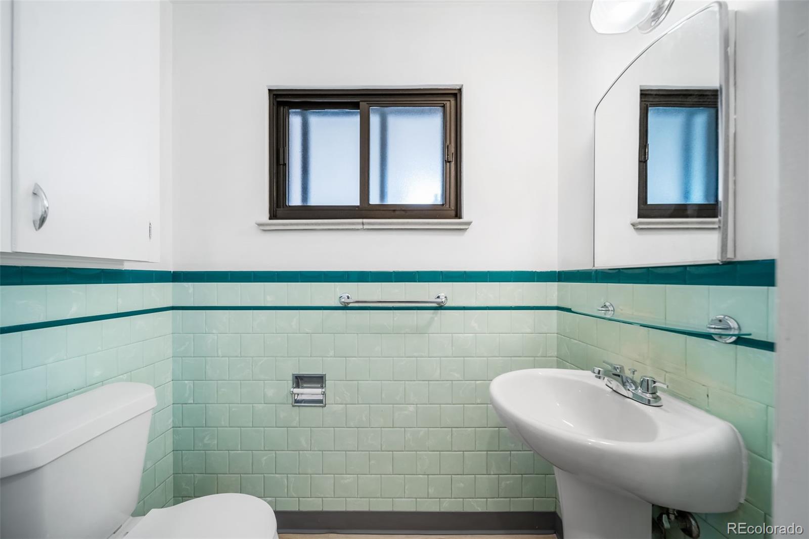 MLS Image #15 for 2228  newark street,aurora, Colorado