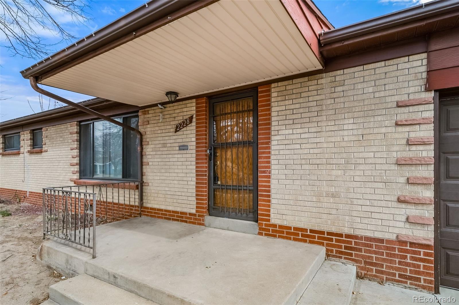 MLS Image #3 for 2228  newark street,aurora, Colorado