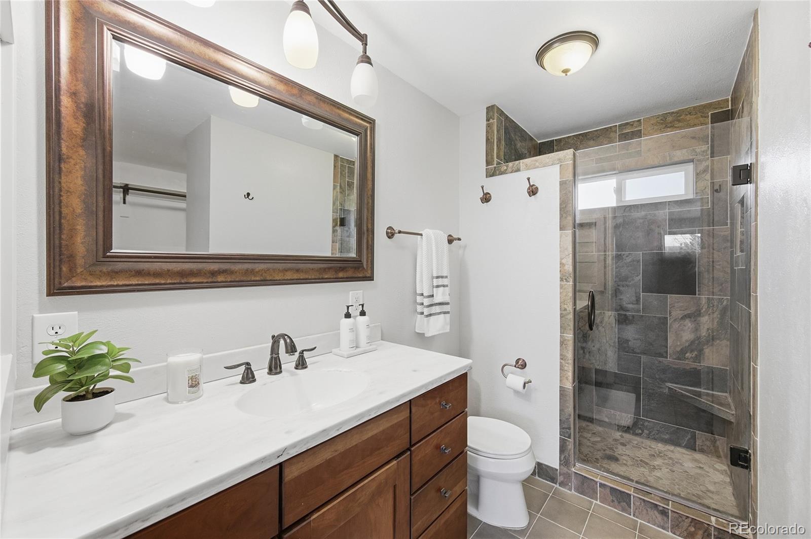 MLS Image #8 for 1402 e long place,centennial, Colorado