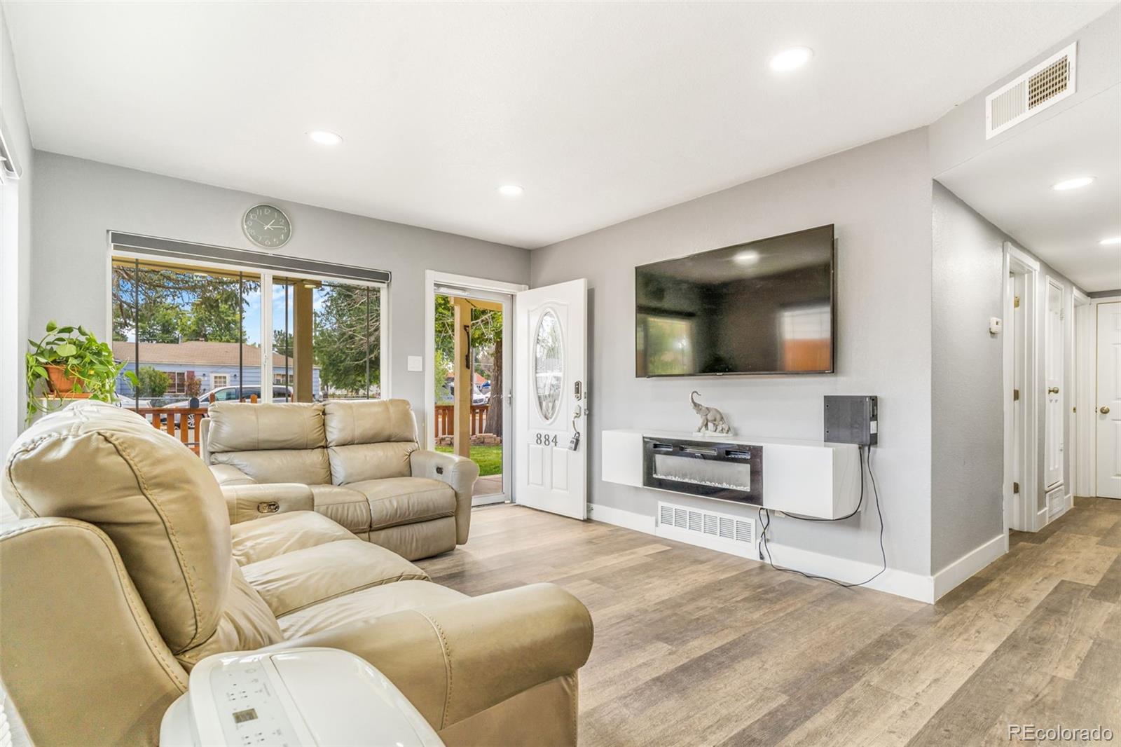 MLS Image #4 for 884  vaughn street,aurora, Colorado