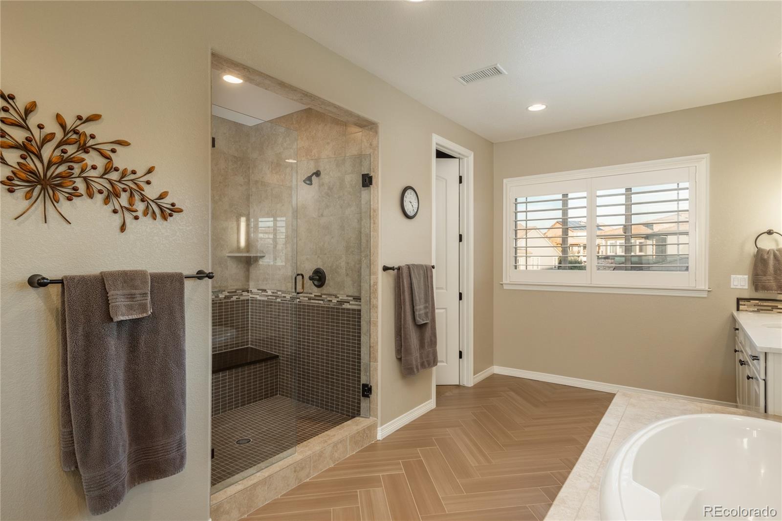MLS Image #24 for 10715  manorstone drive,highlands ranch, Colorado