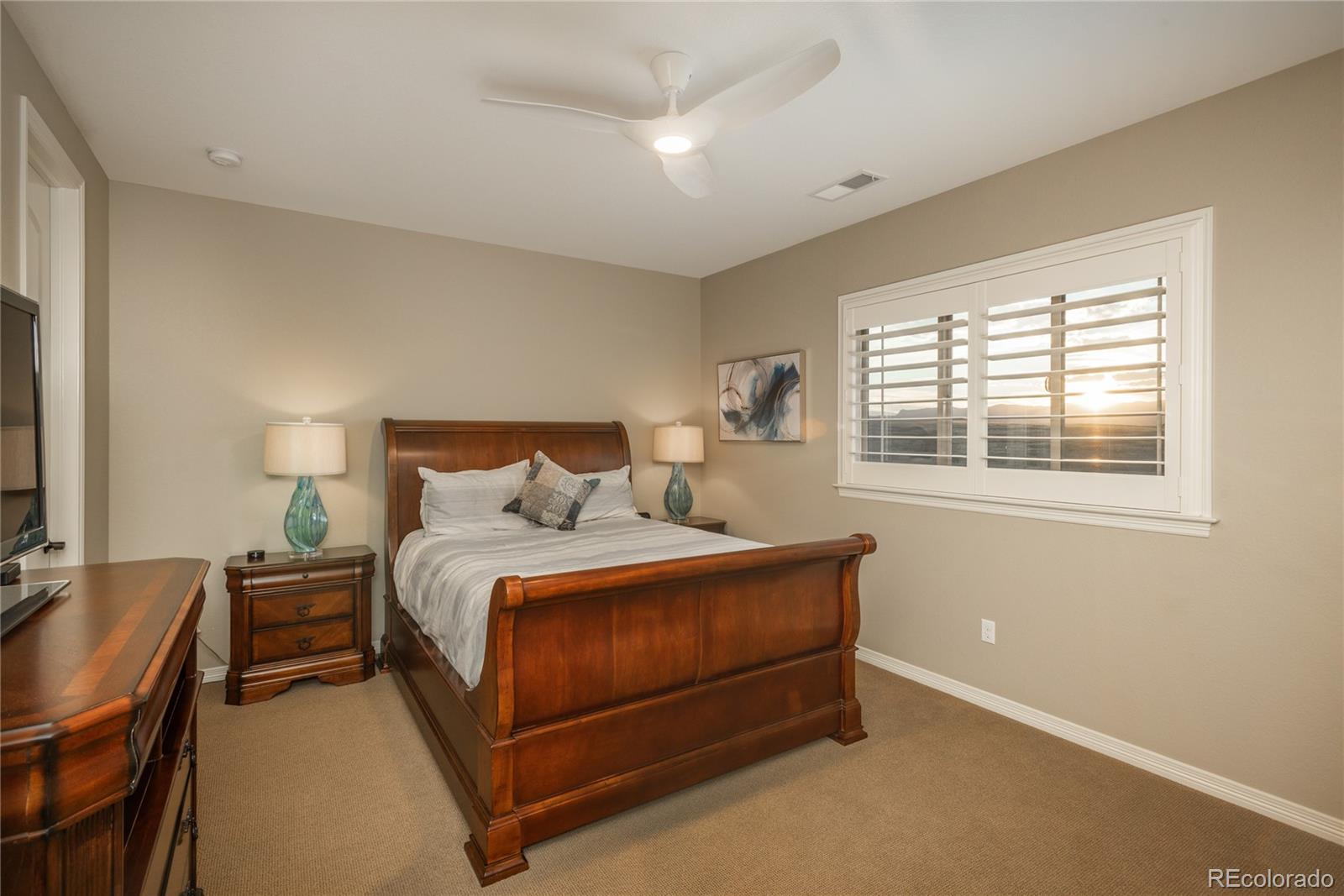 MLS Image #26 for 10715  manorstone drive,highlands ranch, Colorado