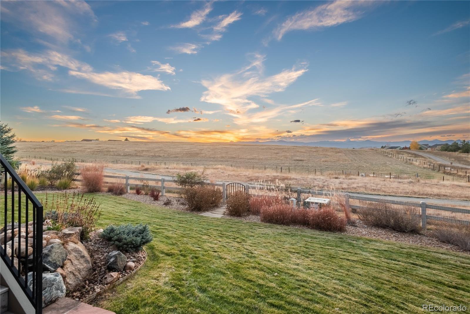 MLS Image #40 for 10715  manorstone drive,highlands ranch, Colorado