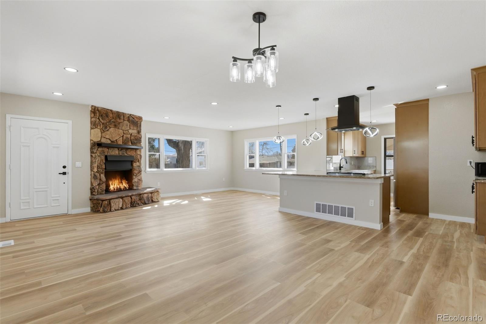 MLS Image #5 for 4895 s fox street,englewood, Colorado