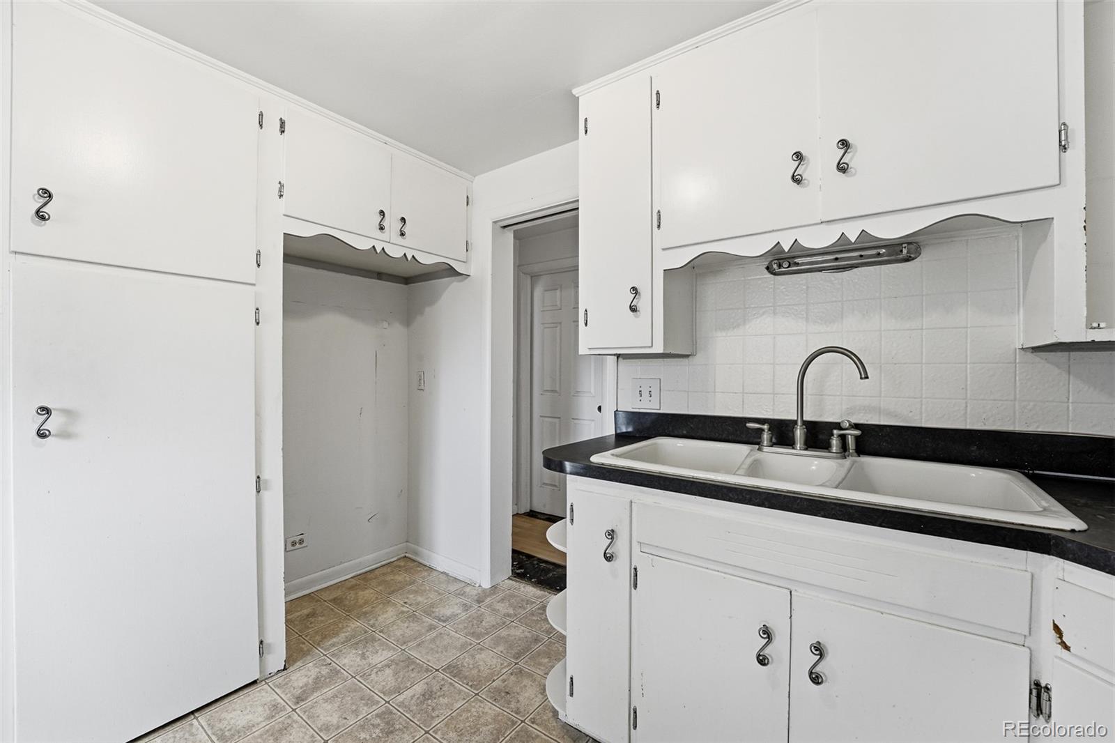 MLS Image #17 for 6168  lee street,arvada, Colorado
