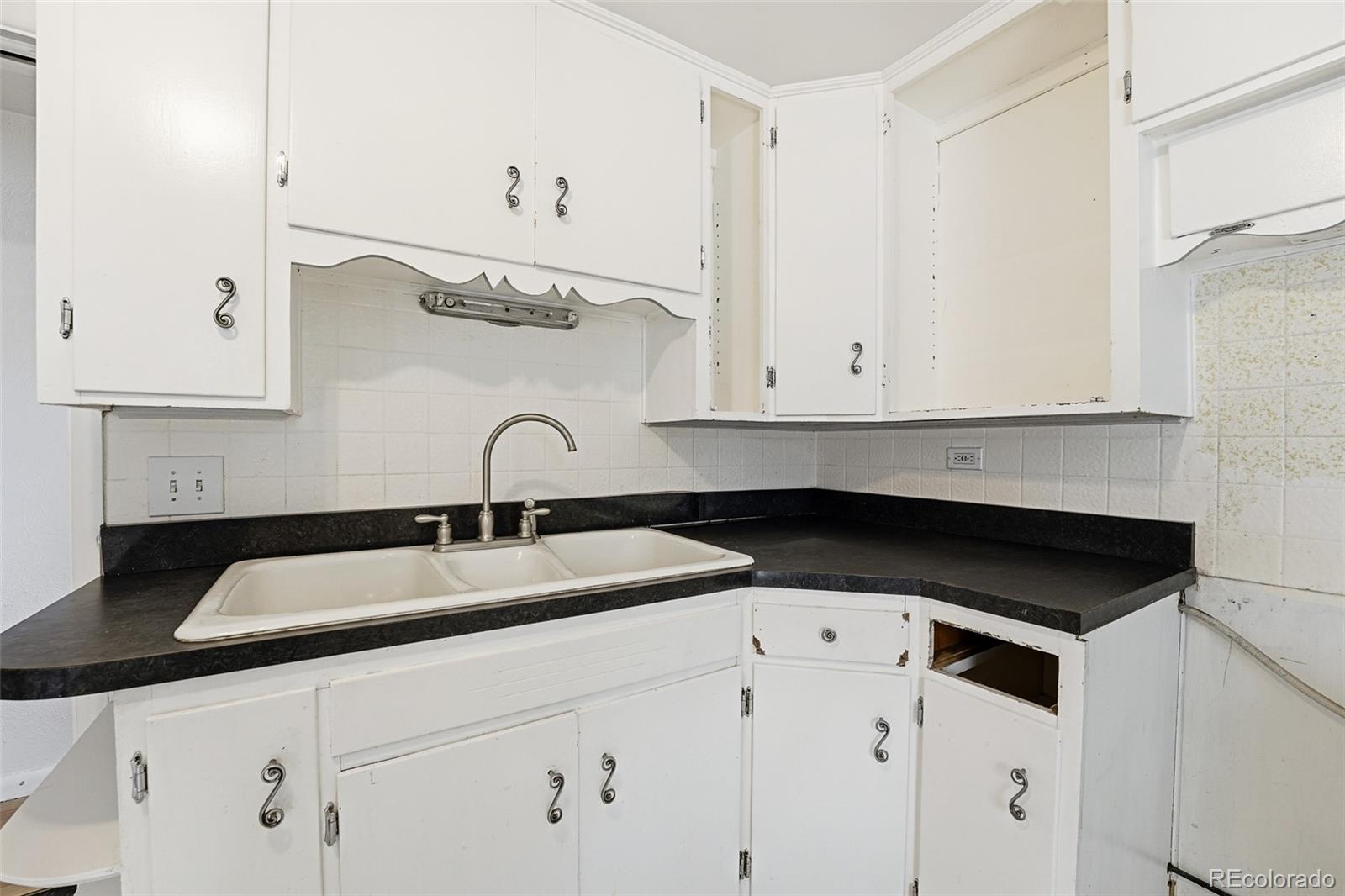 MLS Image #19 for 6168  lee street,arvada, Colorado