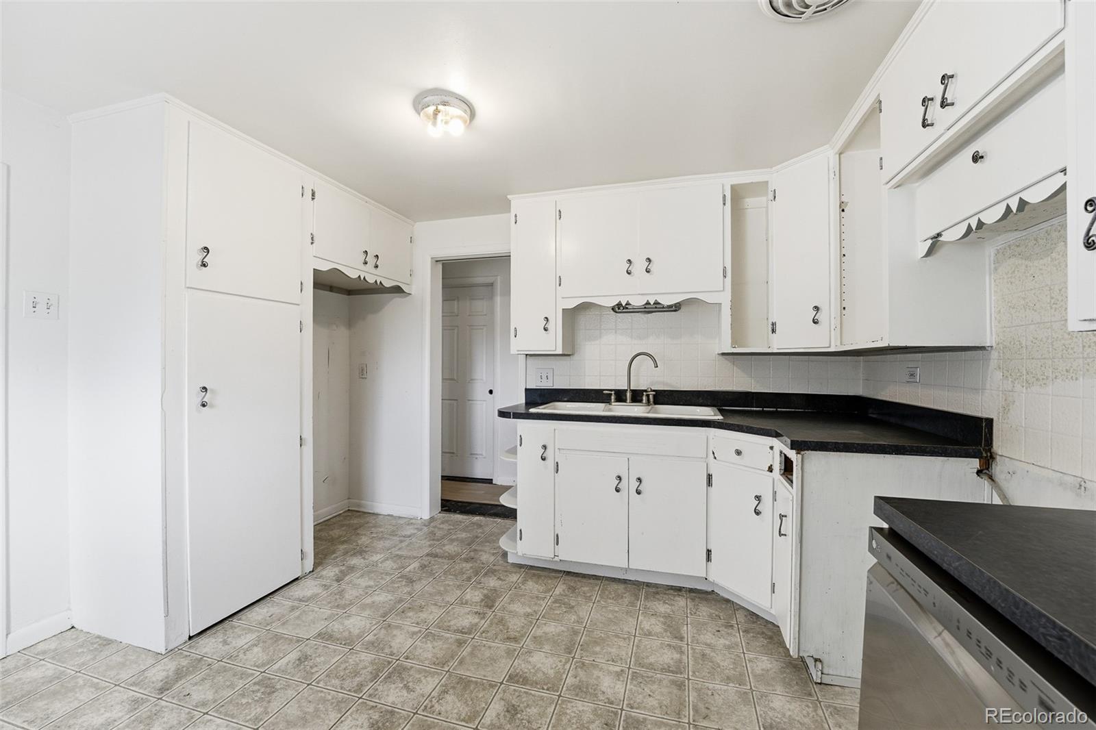 MLS Image #20 for 6168  lee street,arvada, Colorado