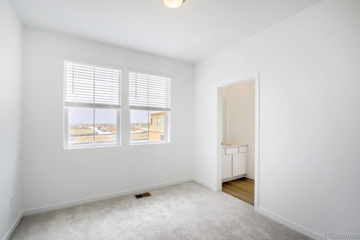 MLS Image #9 for 6888 e 149th avenue 5,thornton, Colorado