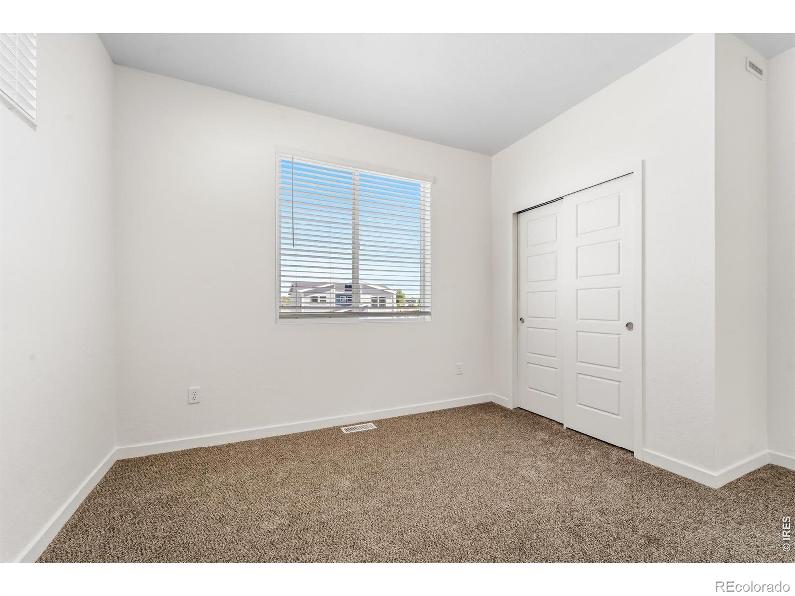MLS Image #11 for 3904  lake clark street,evans, Colorado