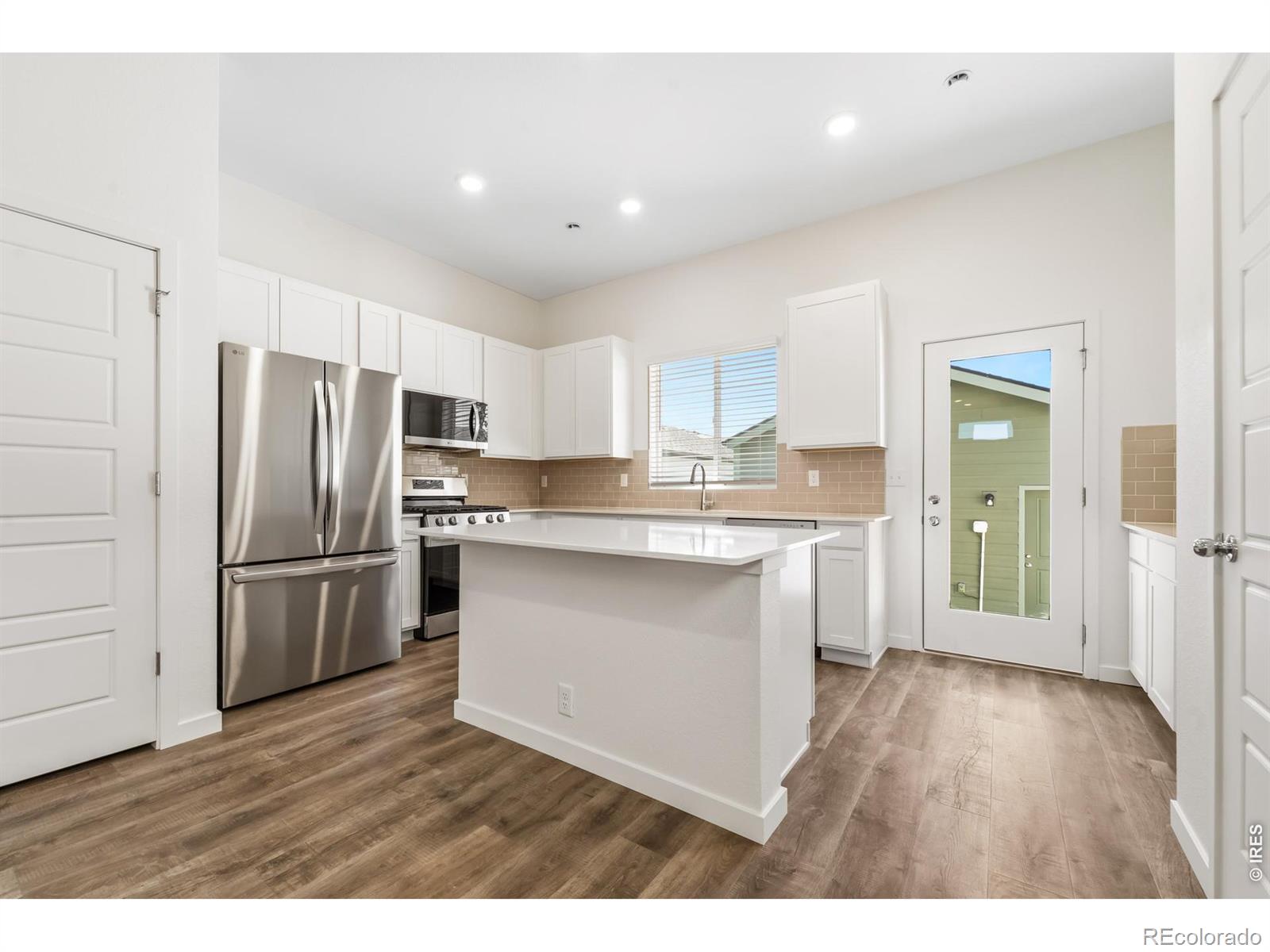 MLS Image #3 for 3904  lake clark street,evans, Colorado