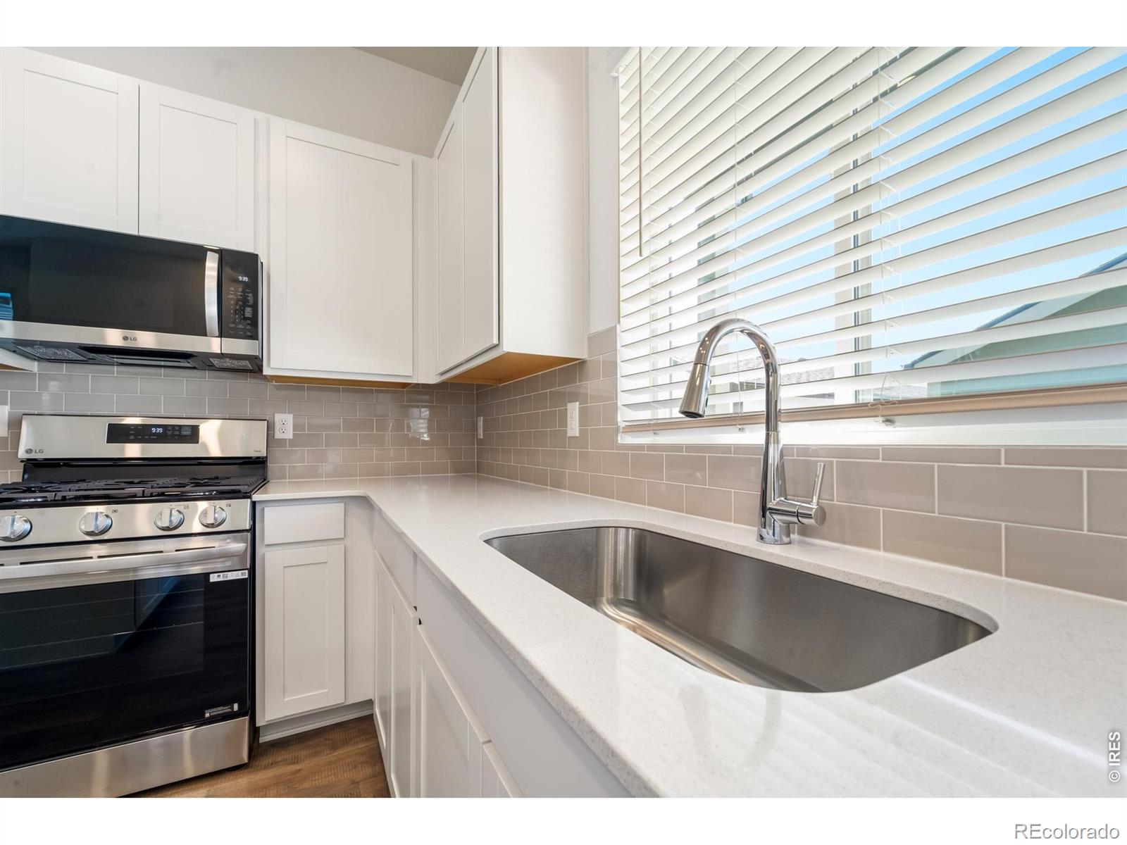 MLS Image #5 for 3904  lake clark street,evans, Colorado
