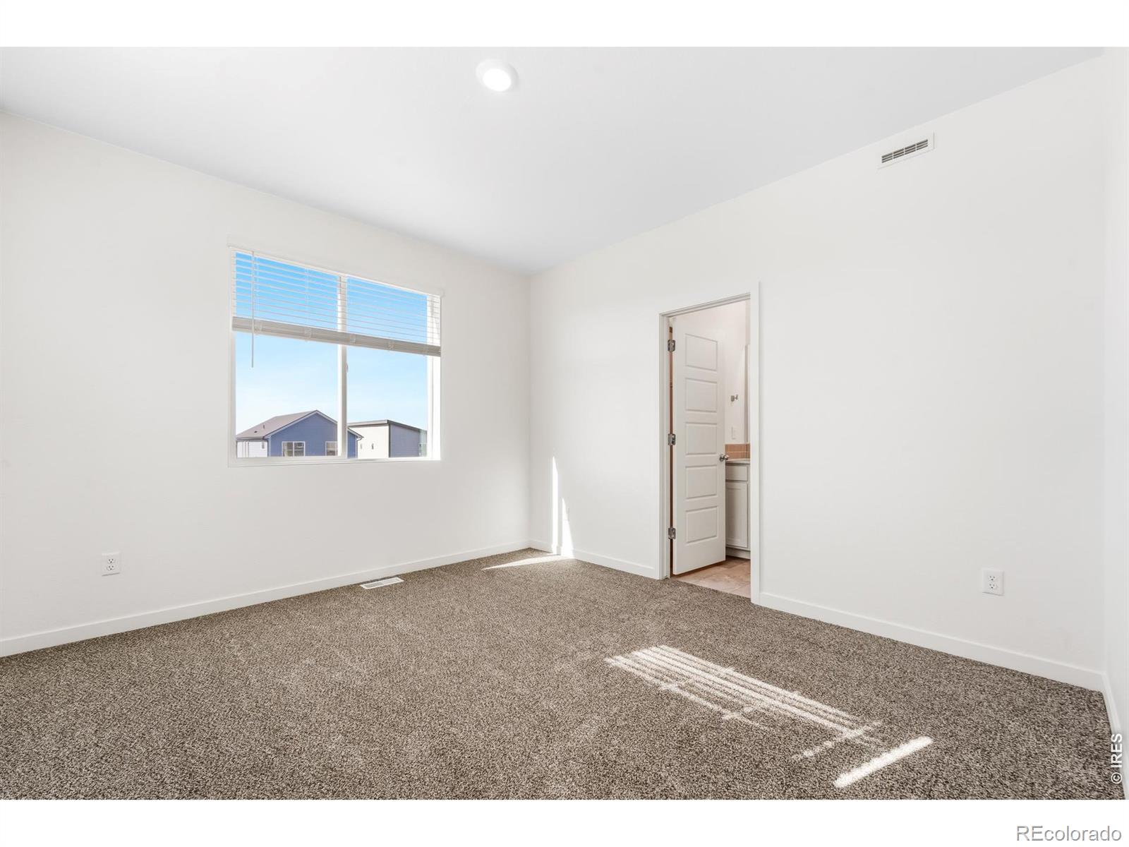 MLS Image #8 for 3904  lake clark street,evans, Colorado