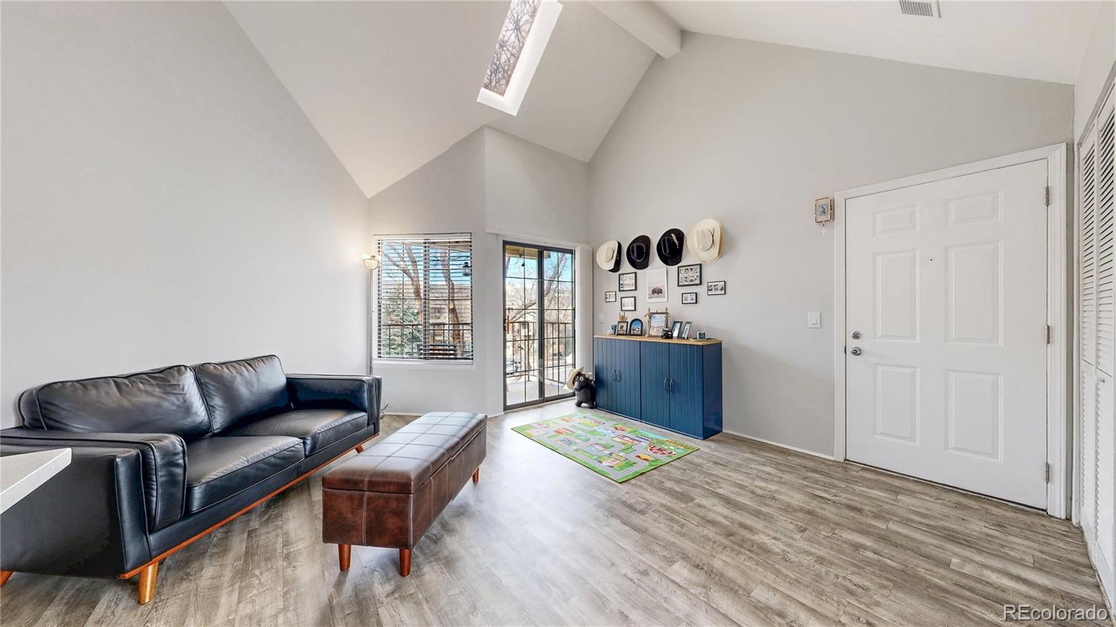 MLS Image #4 for 4876 e kentucky avenue f,denver, Colorado