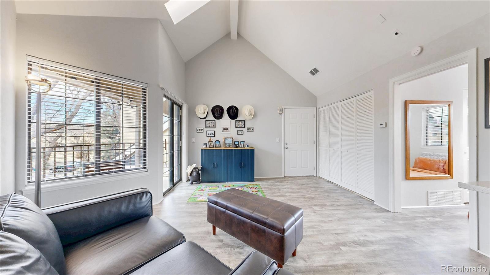 MLS Image #5 for 4876 e kentucky avenue f,denver, Colorado