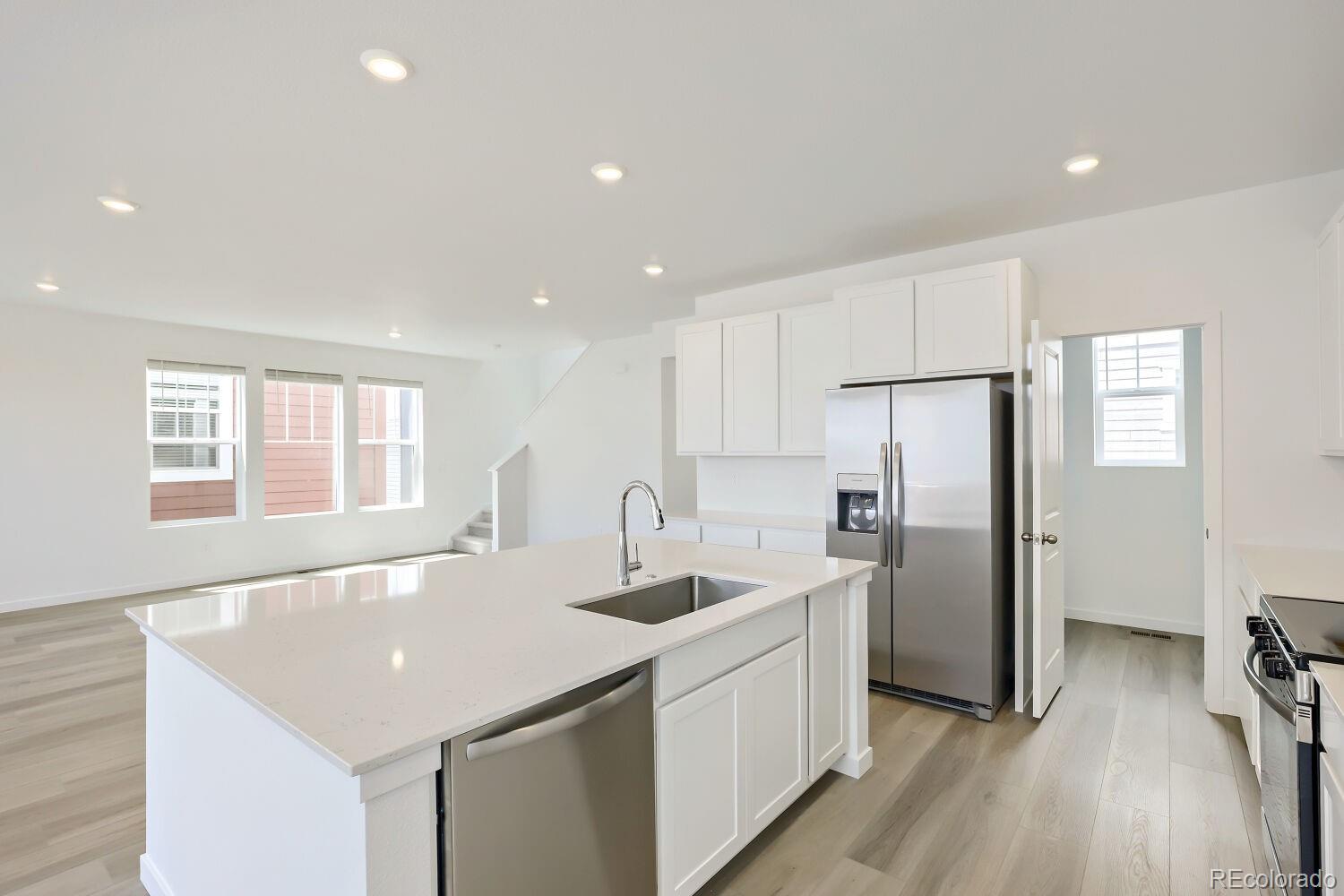MLS Image #5 for 6934 e 149th place,thornton, Colorado