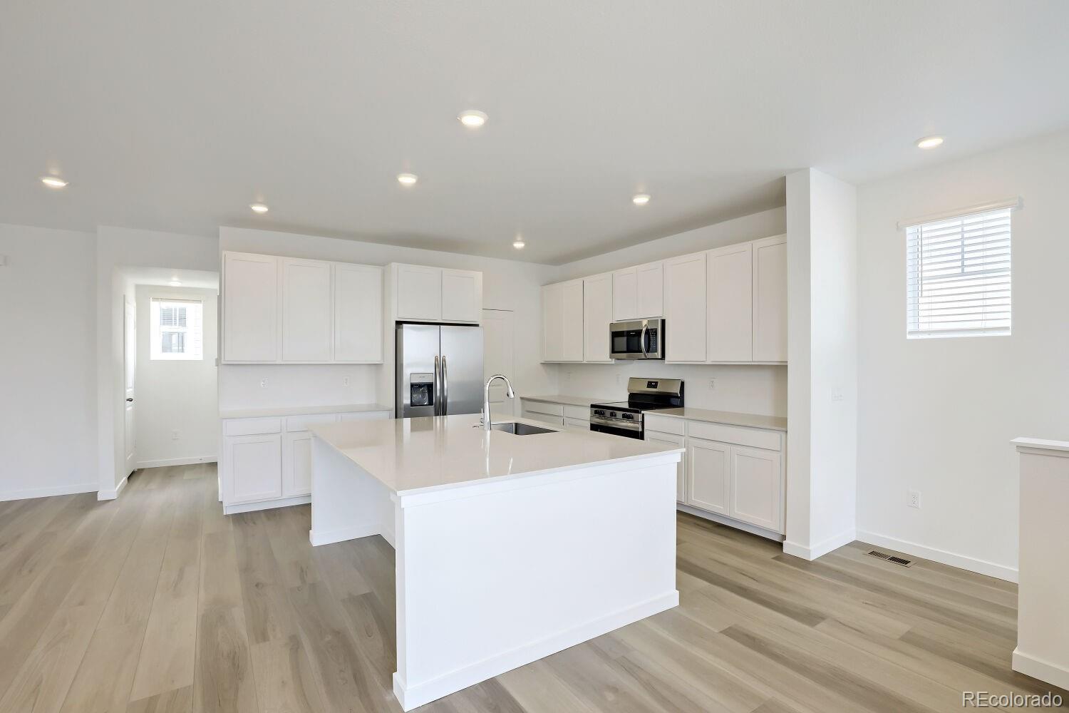 MLS Image #6 for 6934 e 149th place,thornton, Colorado