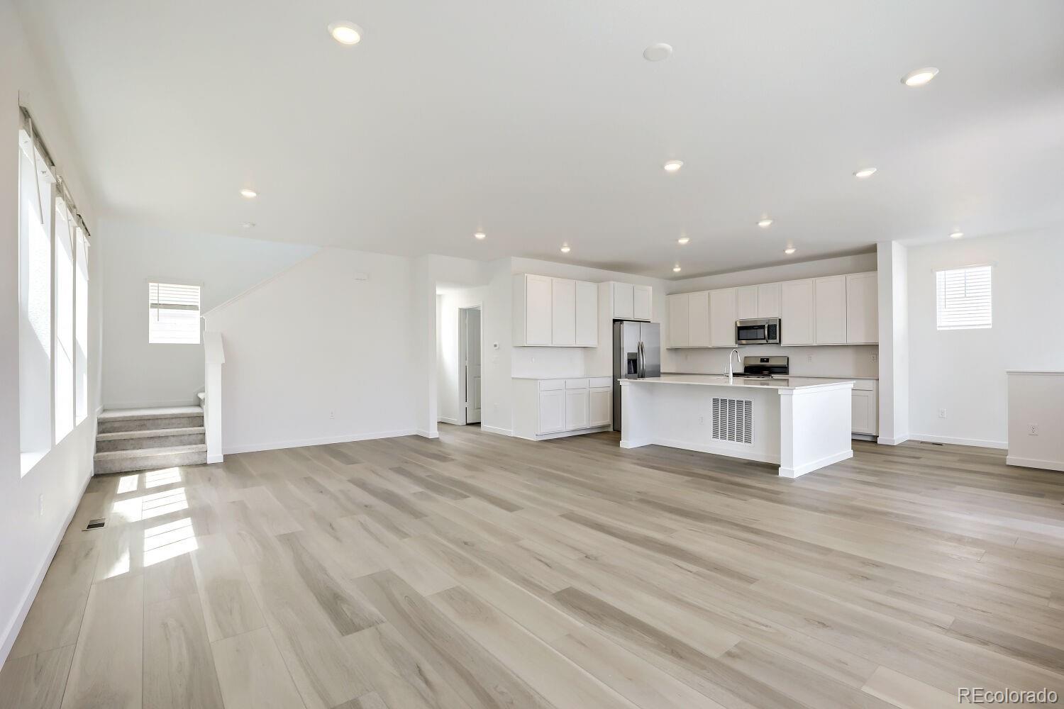 MLS Image #7 for 6934 e 149th place,thornton, Colorado