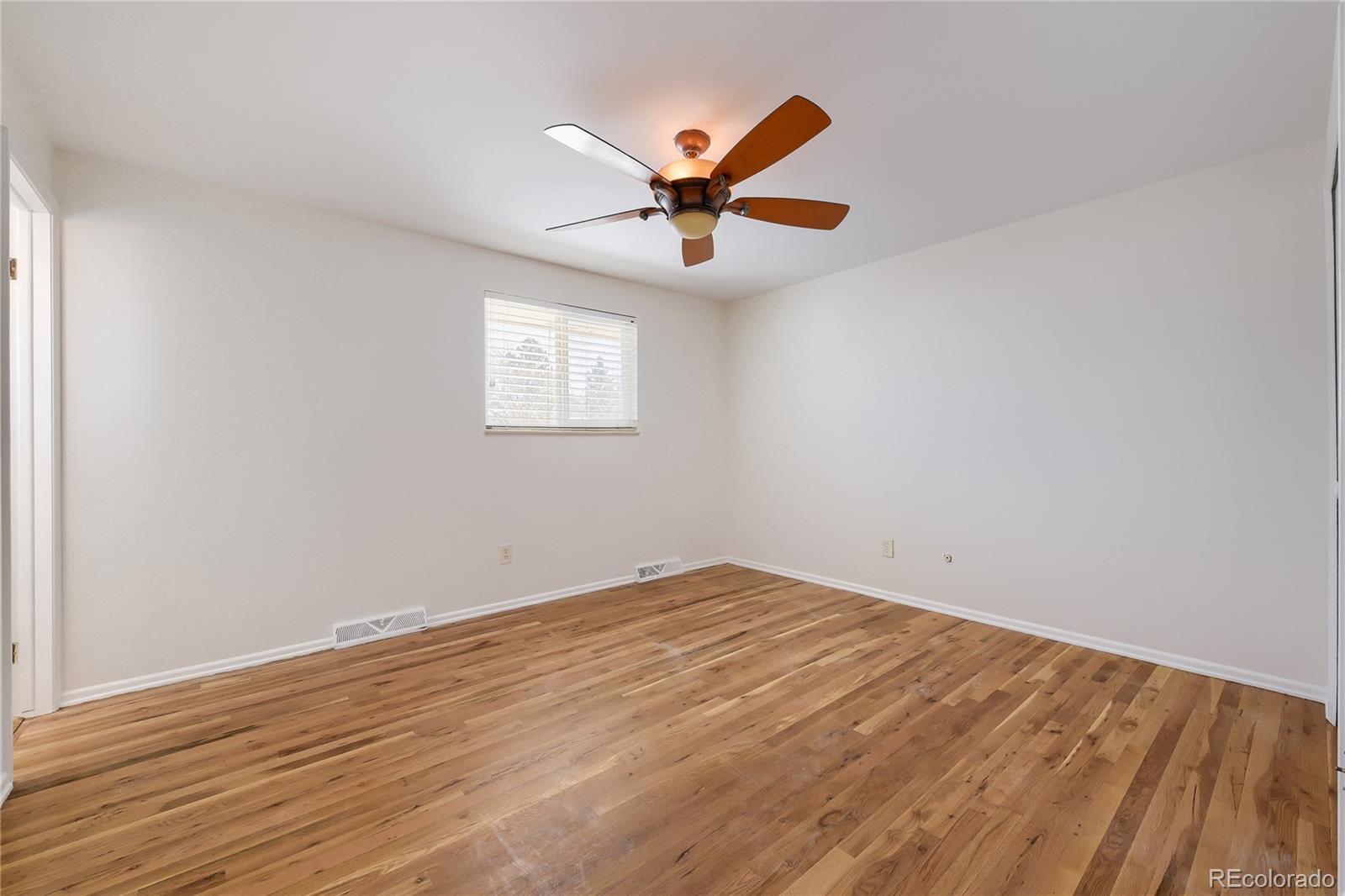 MLS Image #11 for 7467 s albion street,centennial, Colorado