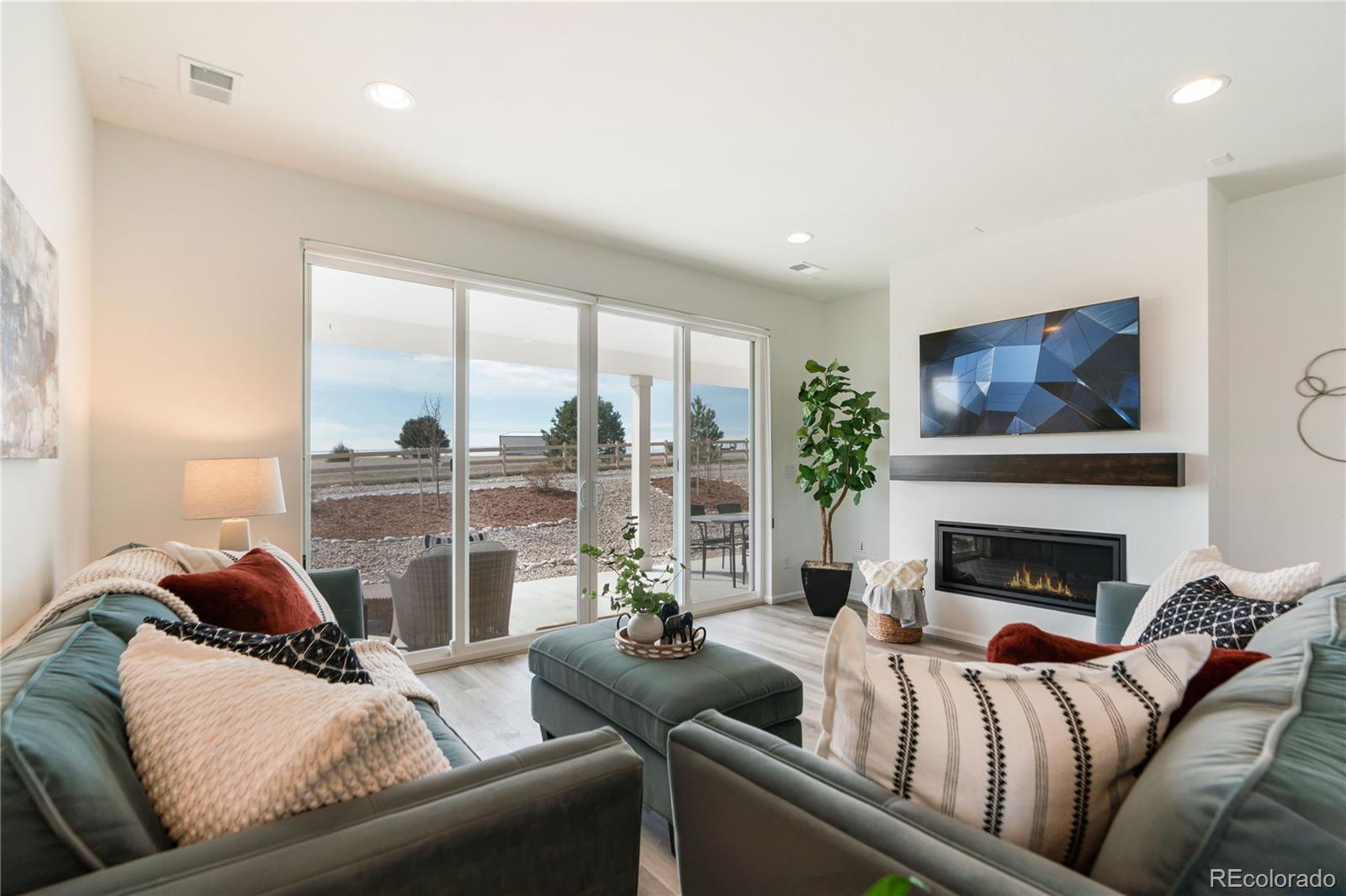 MLS Image #12 for 4020  castle vista lane,castle rock, Colorado