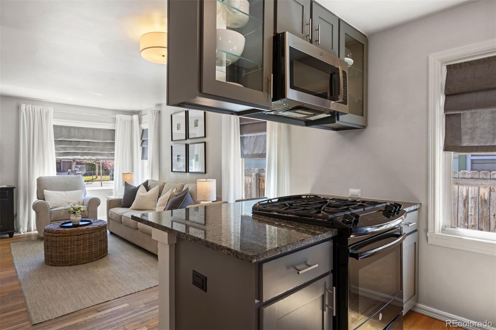MLS Image #11 for 2611 s franklin street,denver, Colorado