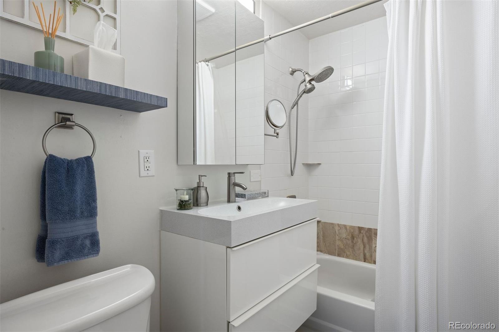 MLS Image #16 for 2611 s franklin street,denver, Colorado