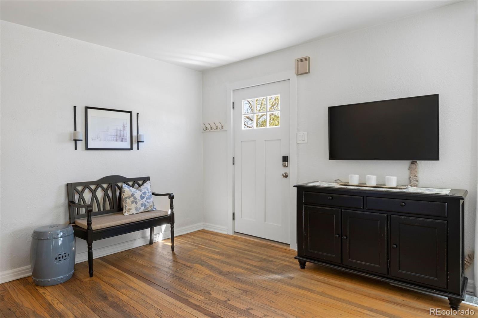MLS Image #5 for 2611 s franklin street,denver, Colorado