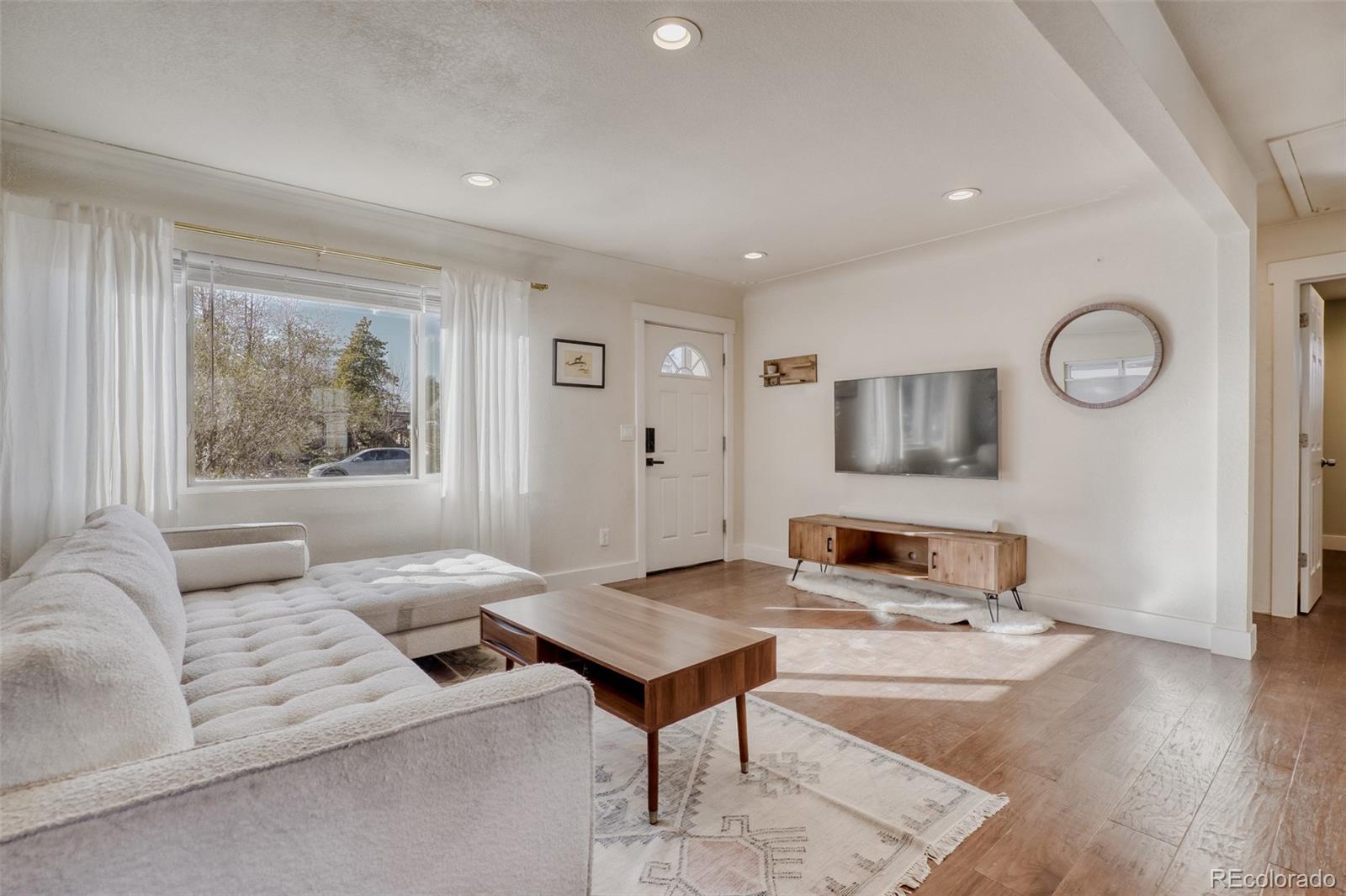 MLS Image #4 for 1320 s tennyson street,denver, Colorado
