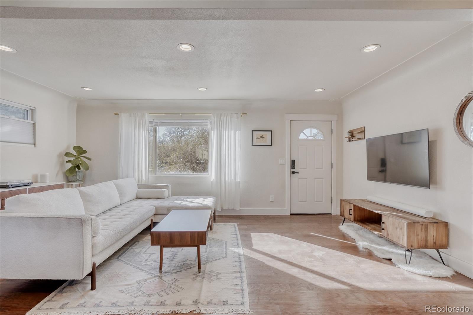 MLS Image #5 for 1320 s tennyson street,denver, Colorado