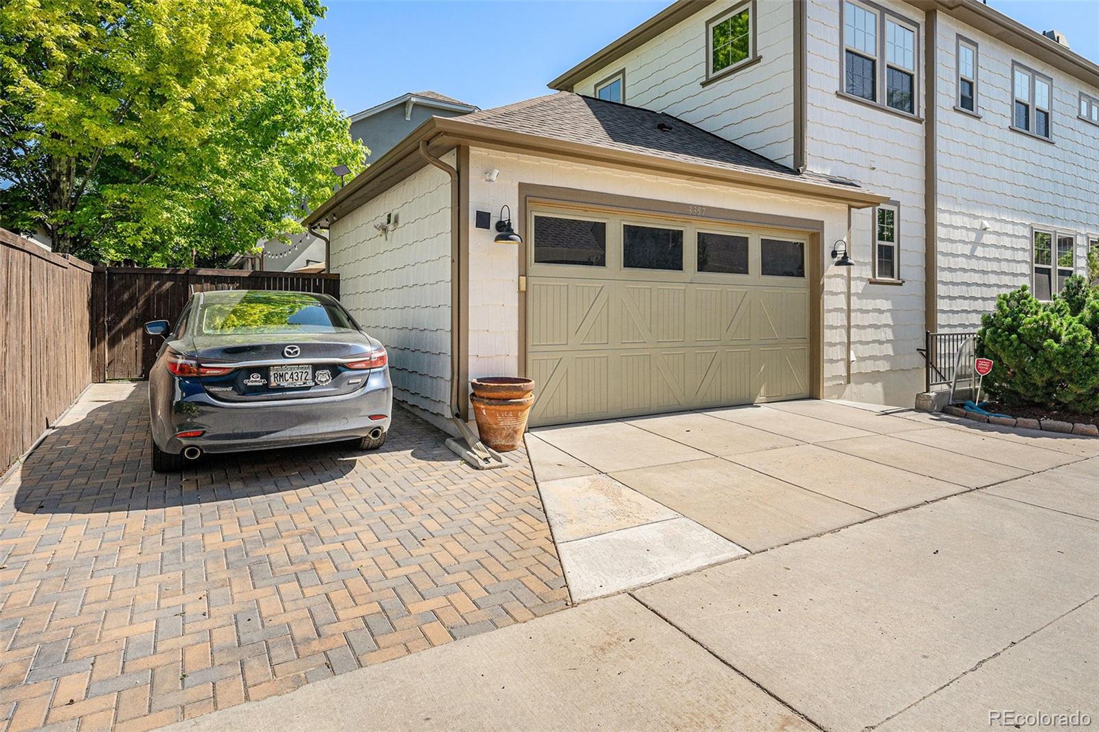 MLS Image #41 for 3357  akron court,denver, Colorado