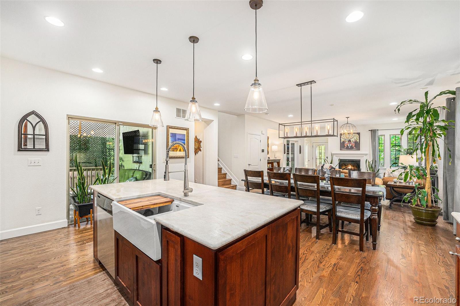 MLS Image #5 for 3357  akron court,denver, Colorado