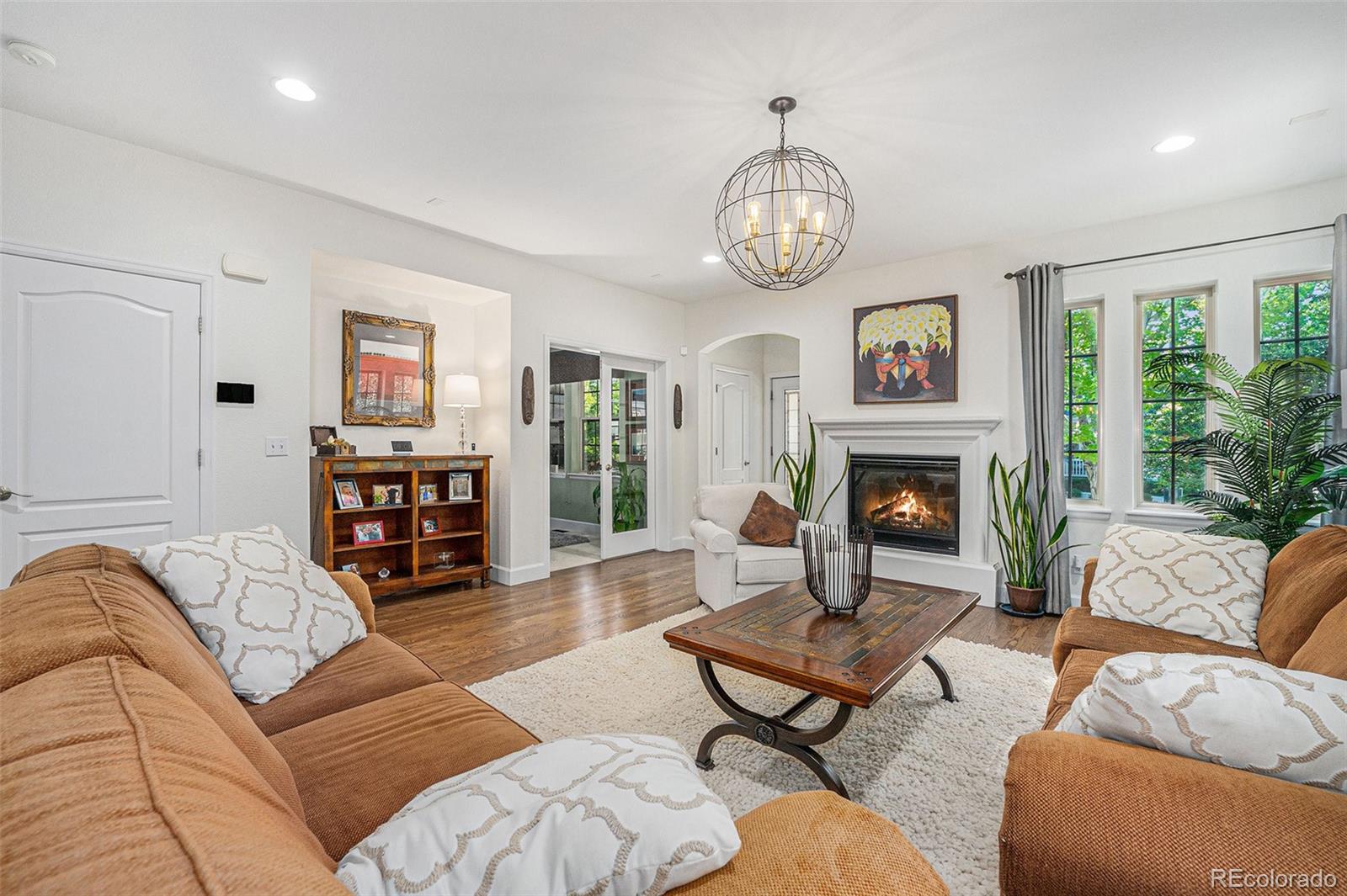 MLS Image #9 for 3357  akron court,denver, Colorado