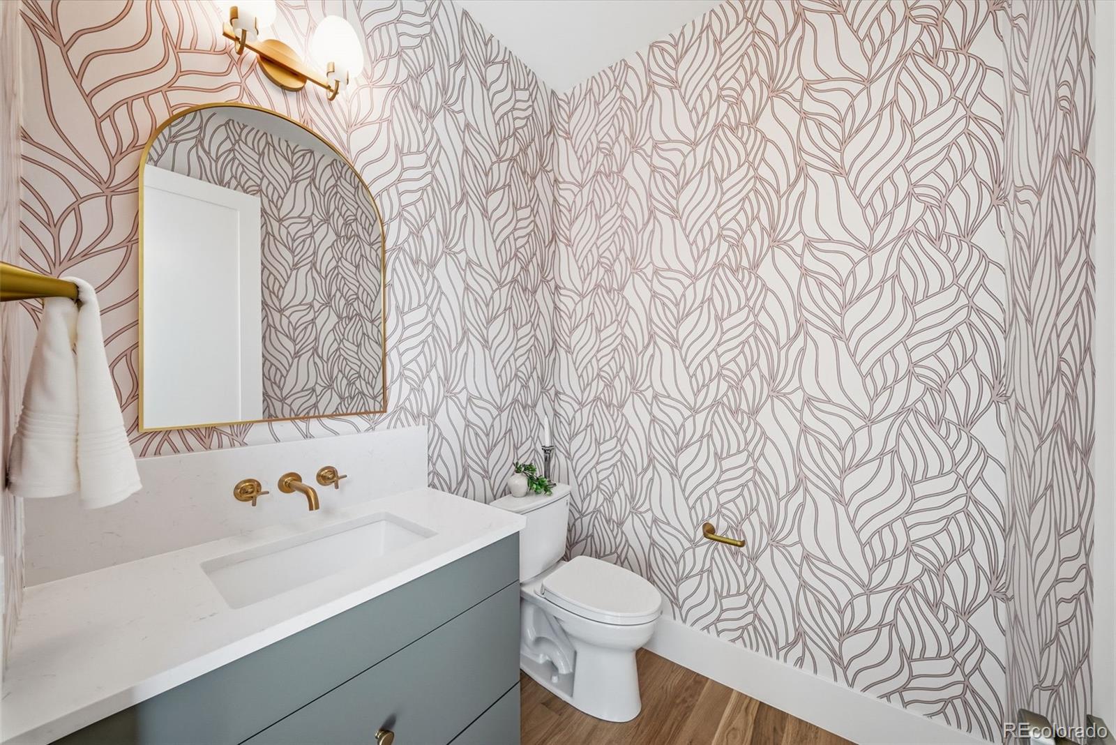 MLS Image #12 for 7012 e 4th avenue,denver, Colorado