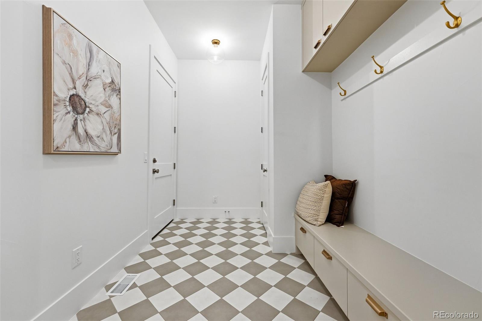 MLS Image #13 for 7012 e 4th avenue,denver, Colorado