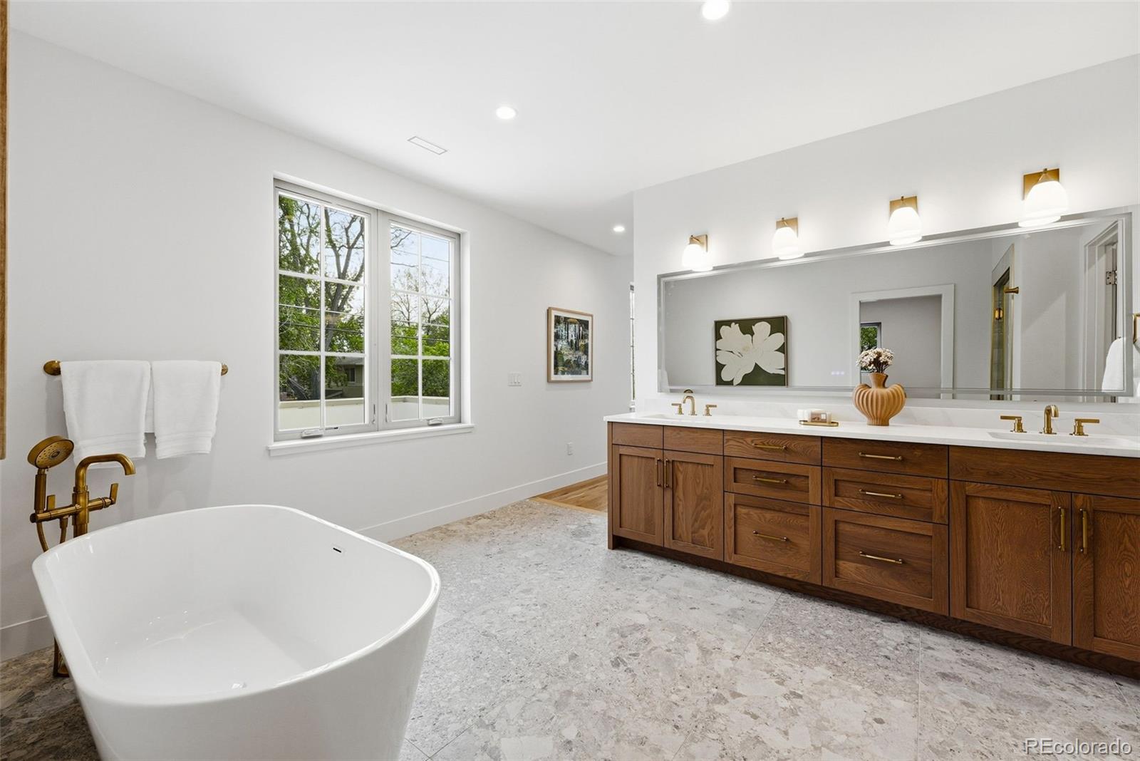 MLS Image #18 for 7012 e 4th avenue,denver, Colorado