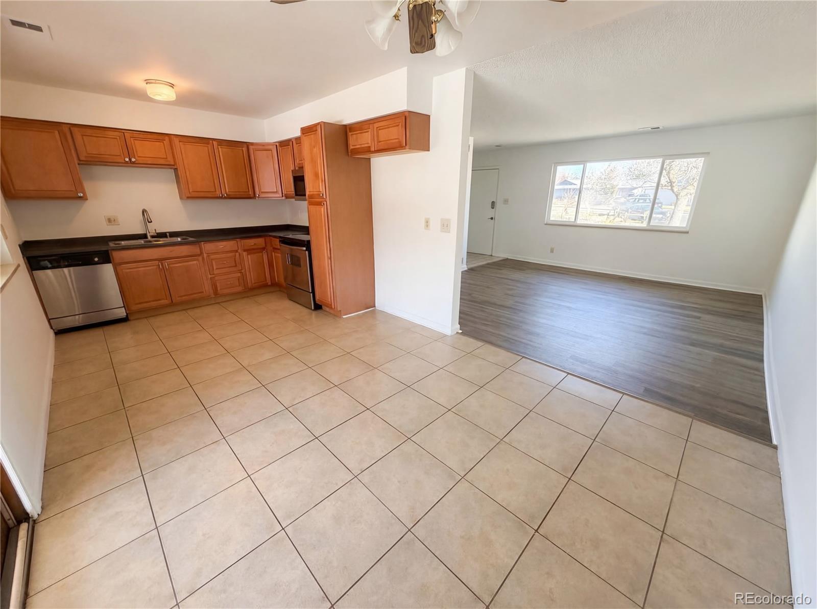 MLS Image #10 for 1587 s salem circle,aurora, Colorado