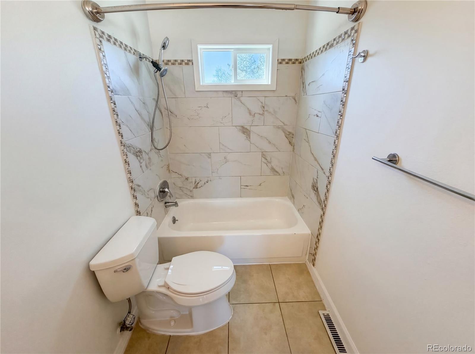 MLS Image #5 for 1587 s salem circle,aurora, Colorado