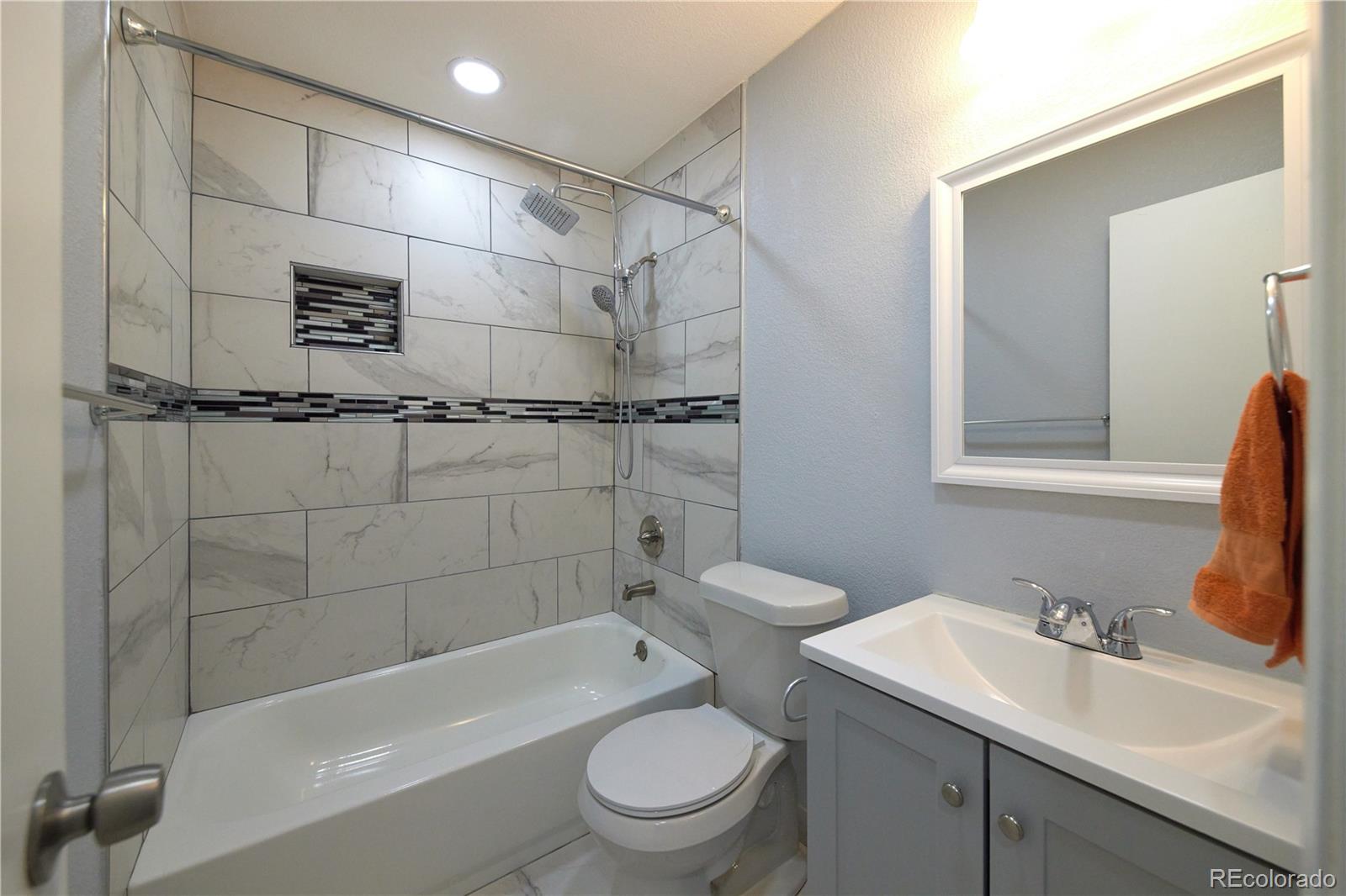 MLS Image #16 for 7050 w cedar avenue,lakewood, Colorado
