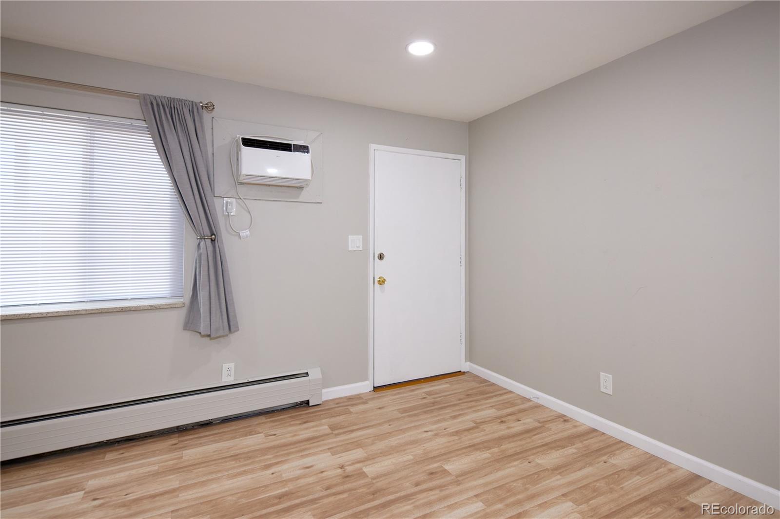 MLS Image #4 for 7050 w cedar avenue,lakewood, Colorado