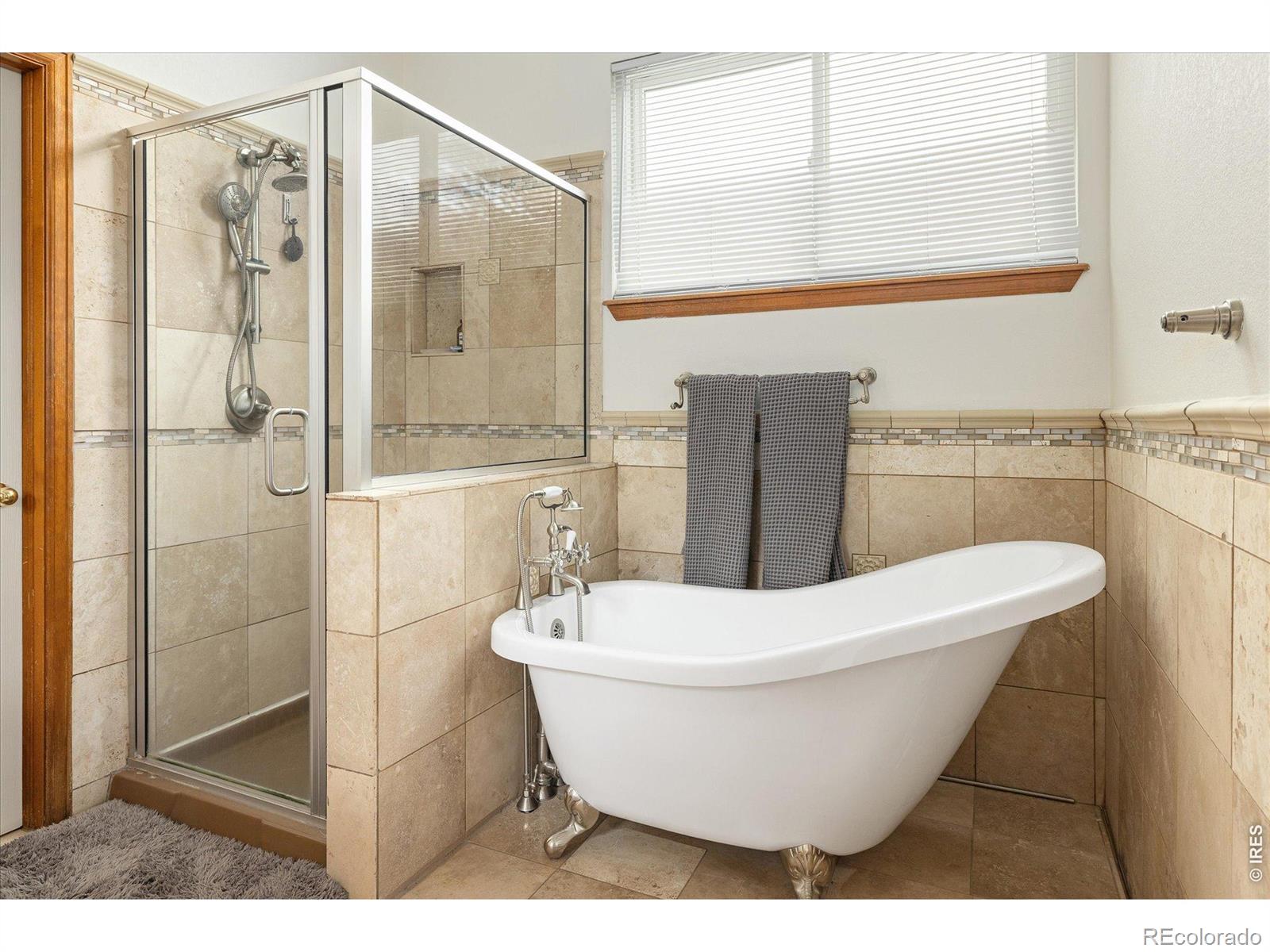 MLS Image #14 for 185  mesa court,louisville, Colorado