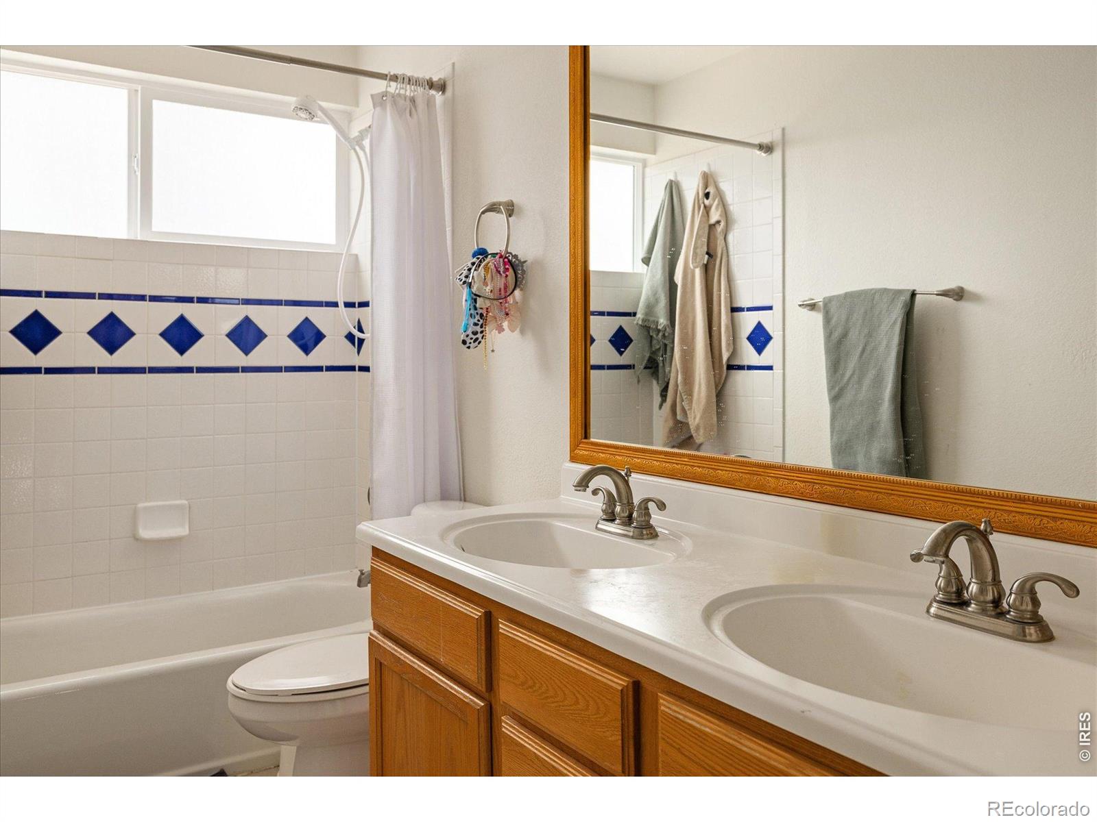 MLS Image #18 for 185  mesa court,louisville, Colorado