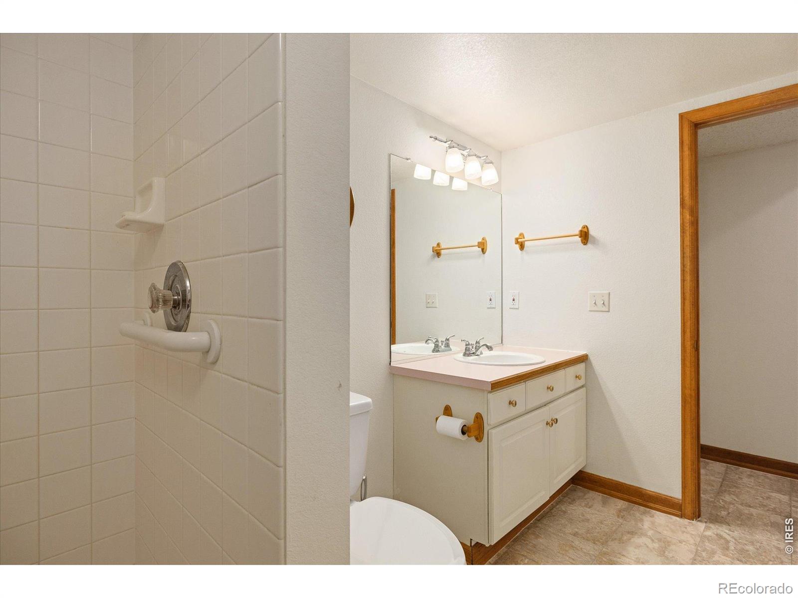 MLS Image #22 for 185  mesa court,louisville, Colorado