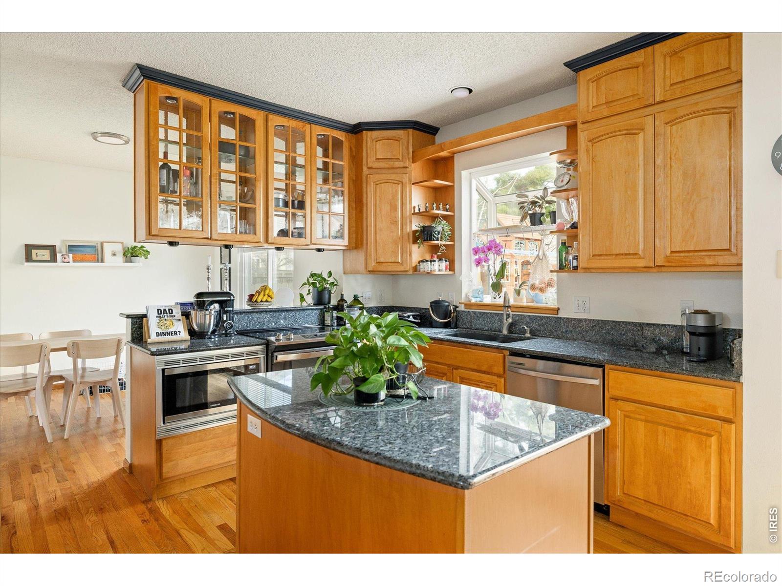 MLS Image #8 for 185  mesa court,louisville, Colorado
