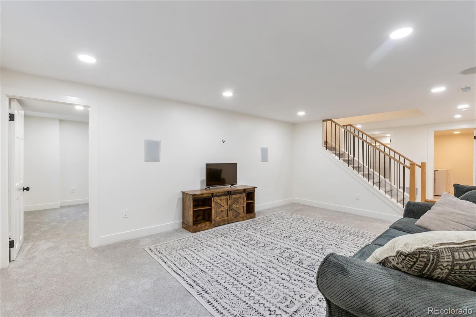 MLS Image #12 for 5871 s laurel ,littleton, Colorado