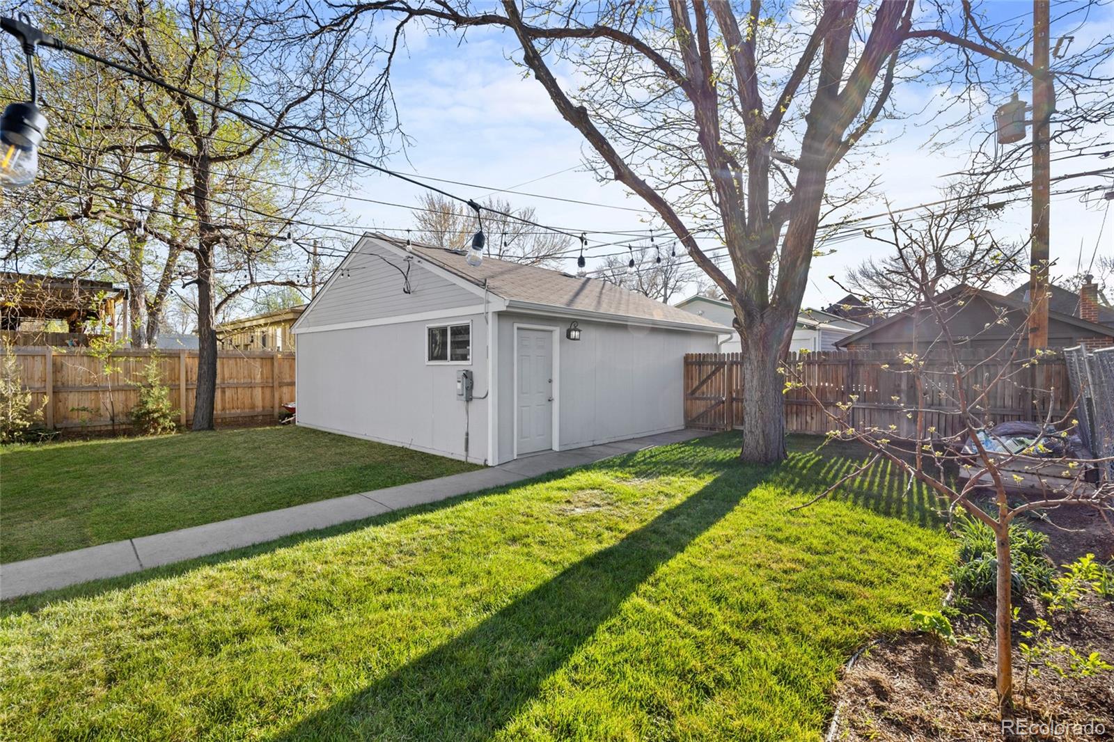 MLS Image #33 for 957 s clarkson street,denver, Colorado